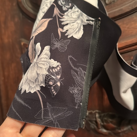 Victoria's Secret Incredible Knockout Ultra Max Butterfly Bra - Picture 12 of 12